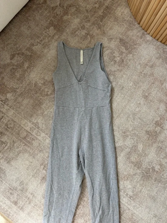 Aritzia Grey Cotton Jumpsuit - Picture 4 of 4
